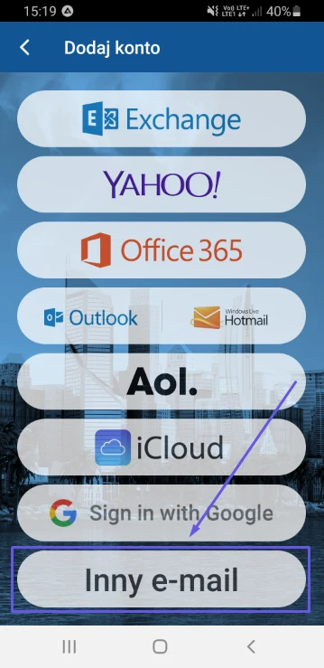 Lista dostawców poczty w BlueMail z opcją Inny e-mail