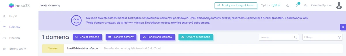 Lista domen w panelu hosti24 z domeną .com oznaczoną statusem Transfer i informacją, że potrwa on od 5 do 7 dni.